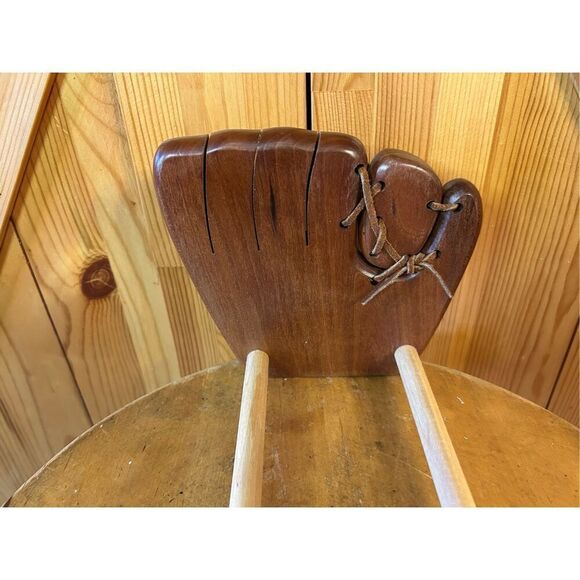 BASEBALL STYLE BOOK HOLDER - Picture 6 of 11